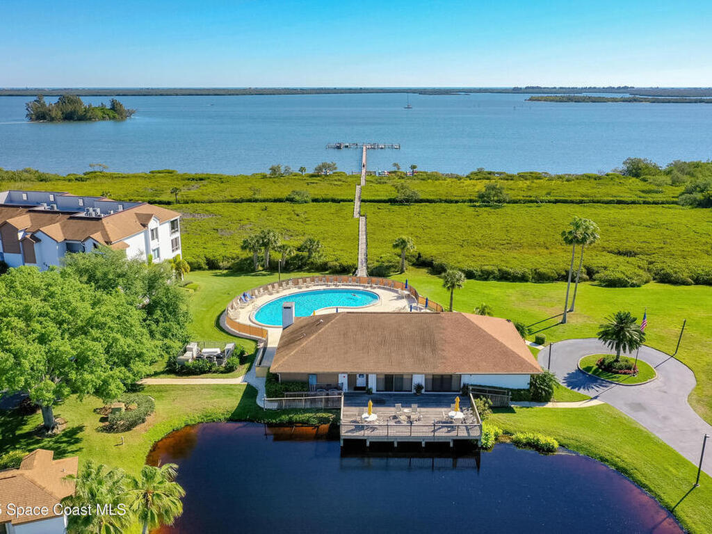 6232 N Mirror Lake Drive, Sebastian, FL 32958