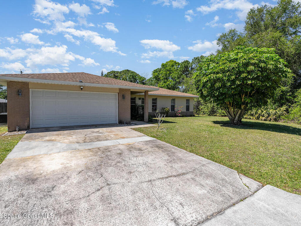 130 Chestnut Avenue, Palm Bay, FL 32907