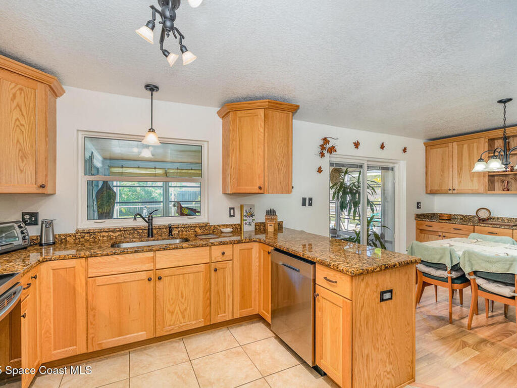 130 Chestnut Avenue, Palm Bay, FL 32907