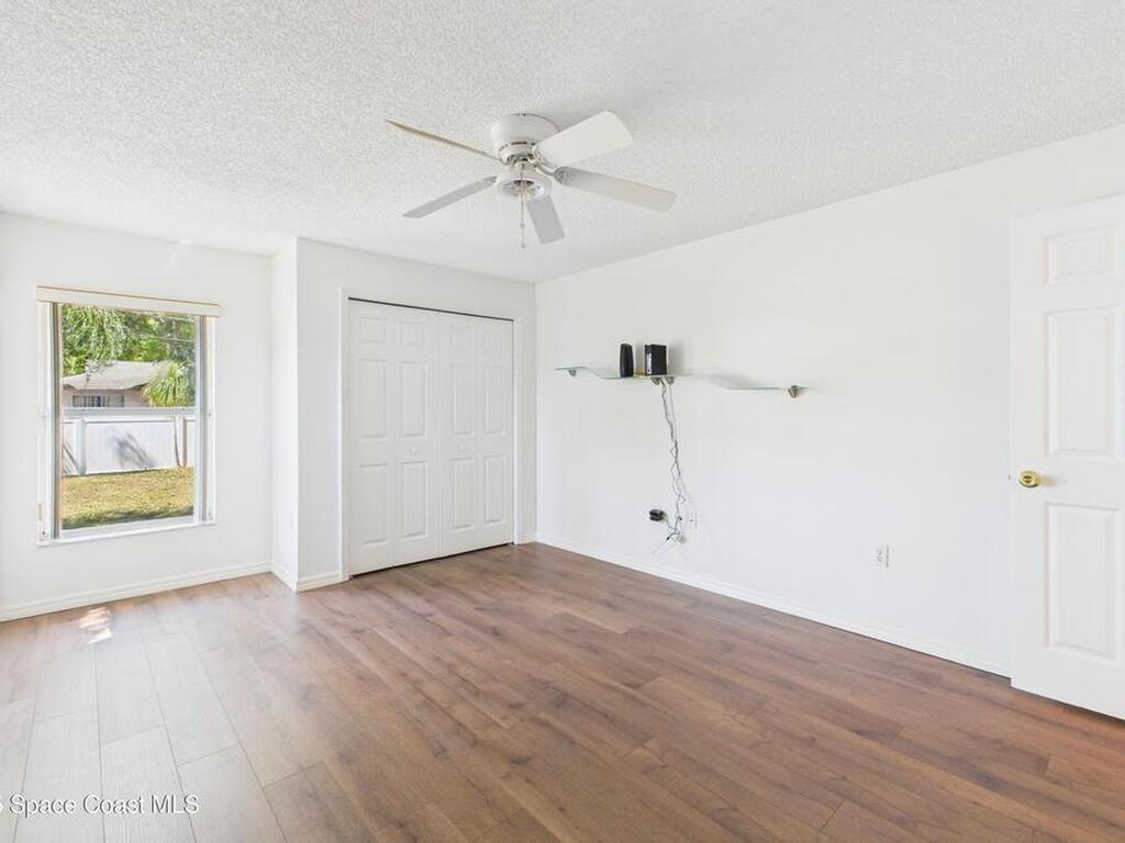 1350 Eldron Boulevard, Palm Bay, FL 32909