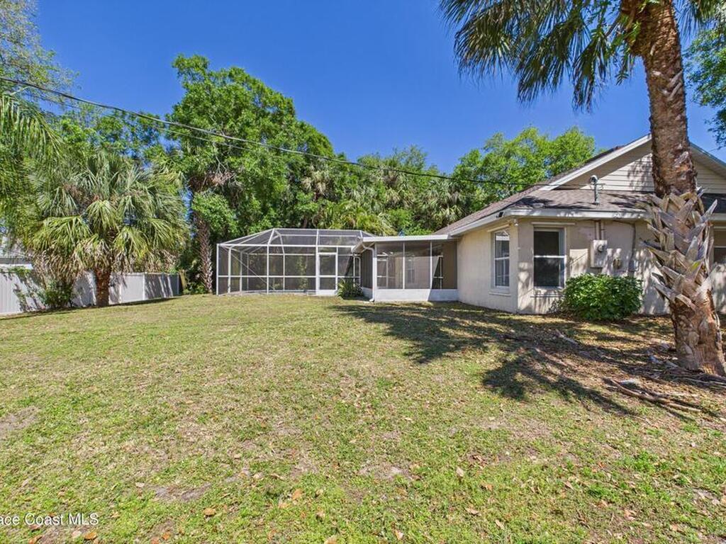 1350 Eldron Boulevard, Palm Bay, FL 32909