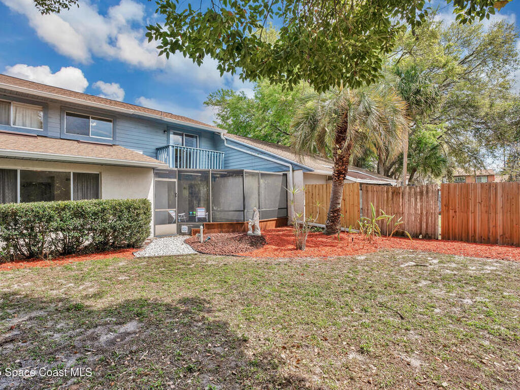122 Spreading Oak Court, Sanford, FL 32771