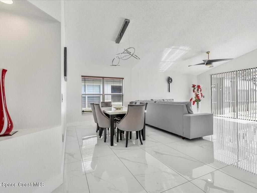 1055 Soaring Eagle Lane, Kissimmee, FL 34746
