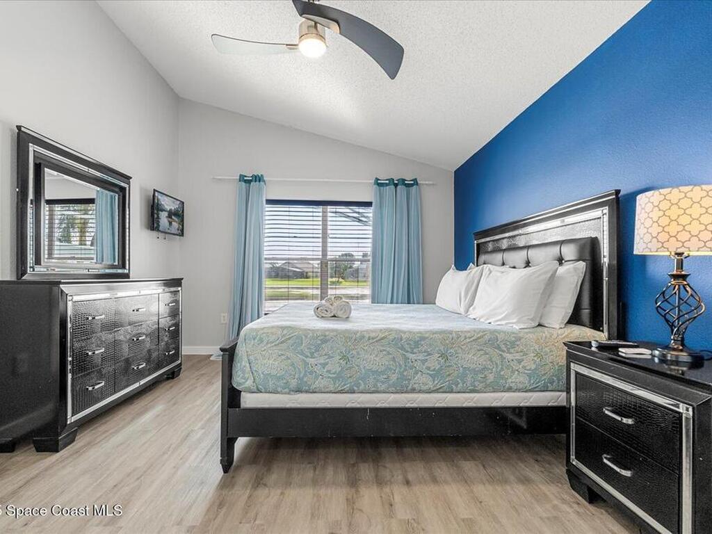 1055 Soaring Eagle Lane, Kissimmee, FL 34746