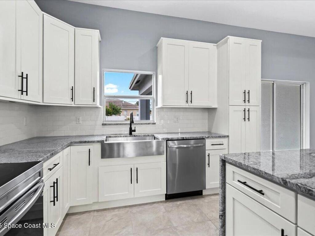 2933 Tivoli Avenue, Palm Bay, FL 32909