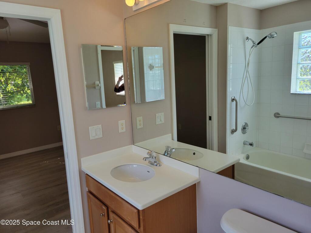 903 Rosalind Place, Melbourne, FL 32904