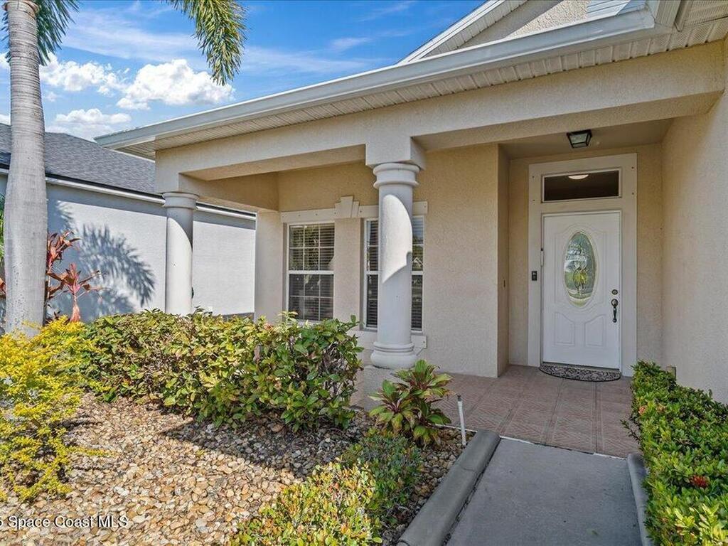 1588 Maeve Circle, Melbourne, FL 32904