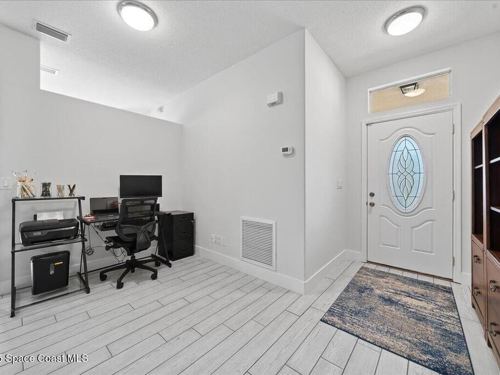 1588 Maeve Circle, Melbourne, FL 32904