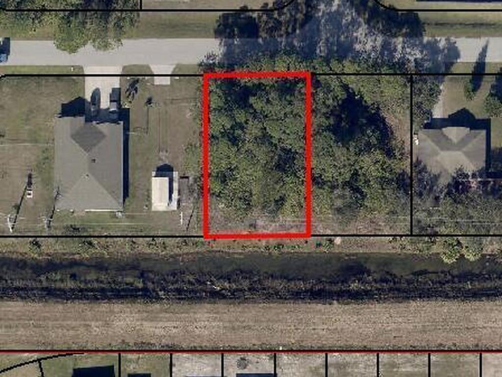 1206 Larkspur Street, Palm Bay, FL 32909