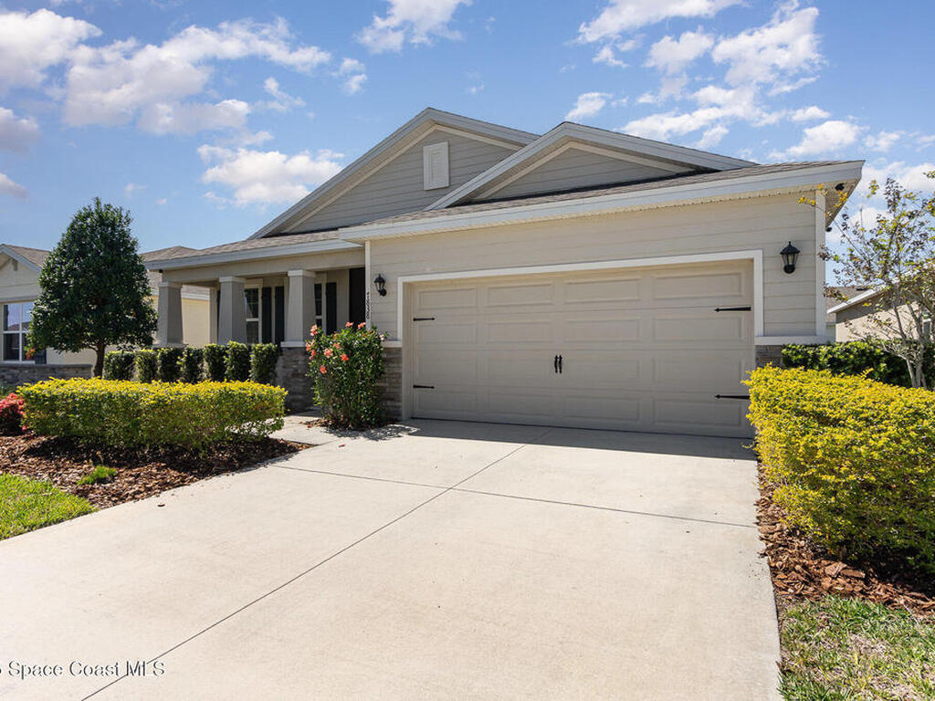 7838 Penrose Place, Wildwood, FL 34785