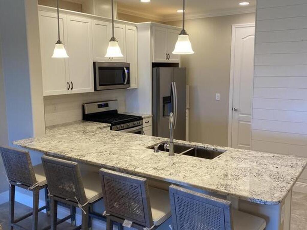 7773 Loren Cove Drive, Melbourne, FL 32940