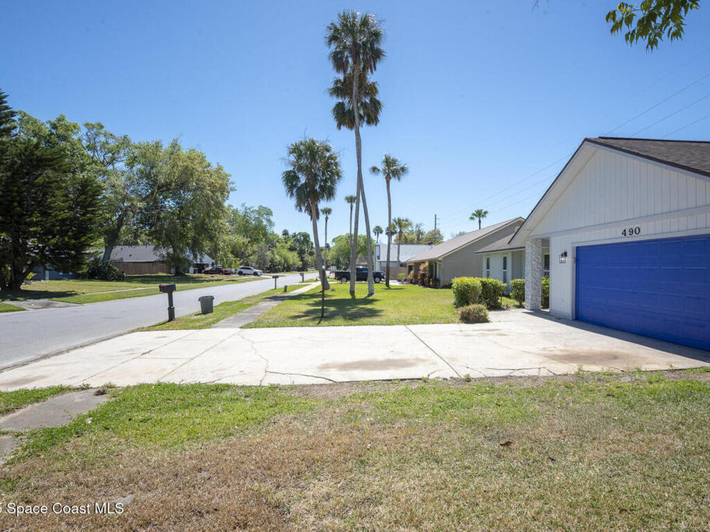 490 Spruceview Drive, Port Orange, FL 32127