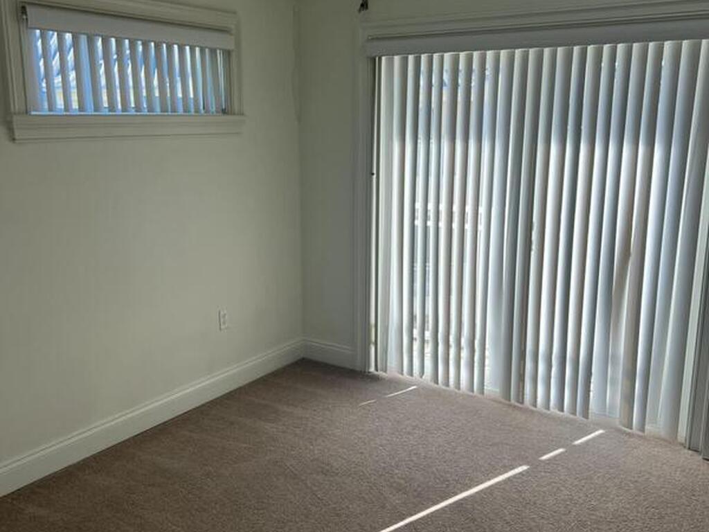 860 Vignoles Avenue, Palm Bay, FL 32905