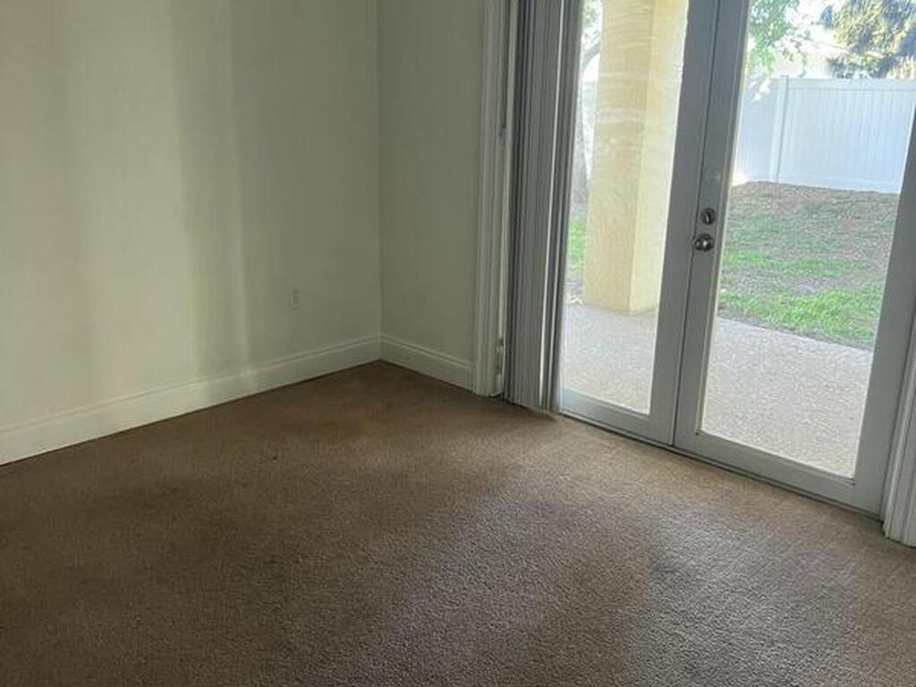 860 Vignoles Avenue, Palm Bay, FL 32905