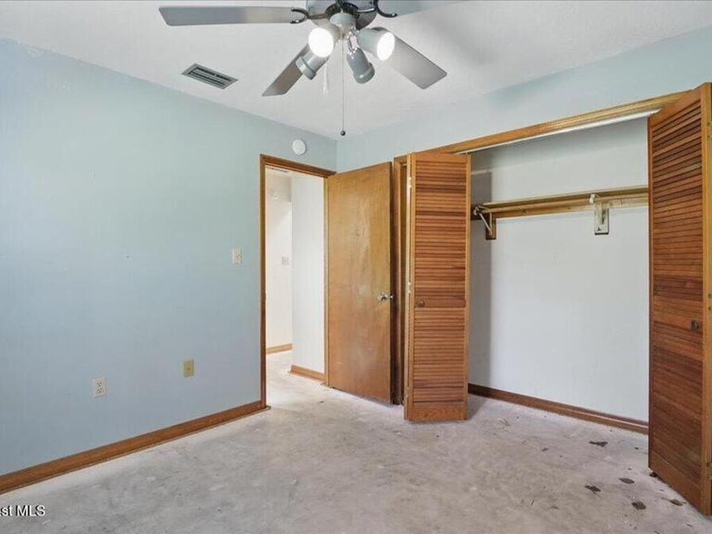 3940 Garvin Lake Drive, Grant-Valkaria, FL 32909