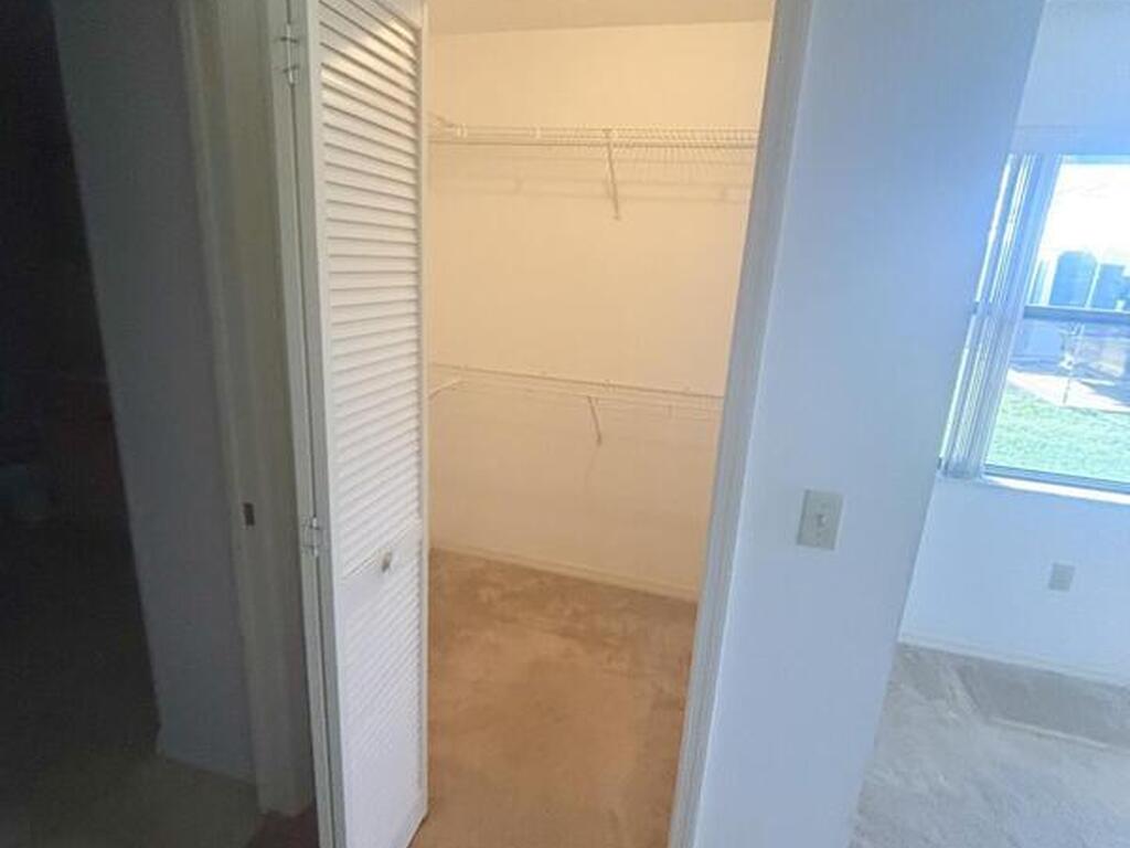 450 Memorial Avenue, Sebastian, FL 32958