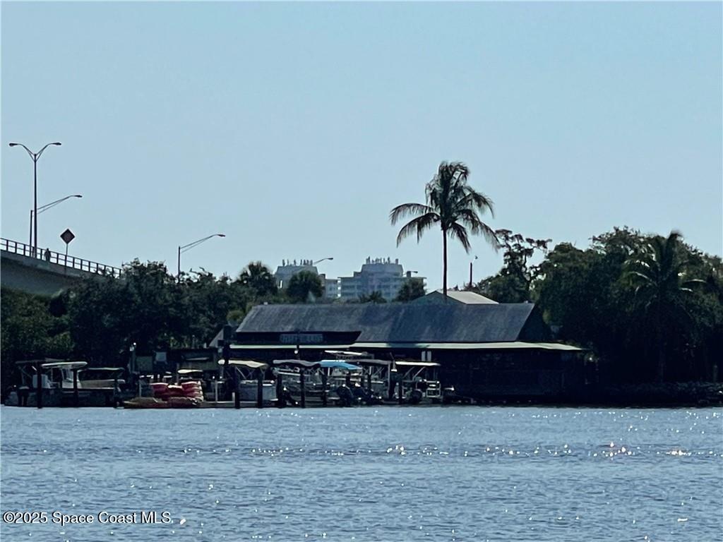 450 Memorial Avenue, Sebastian, FL 32958