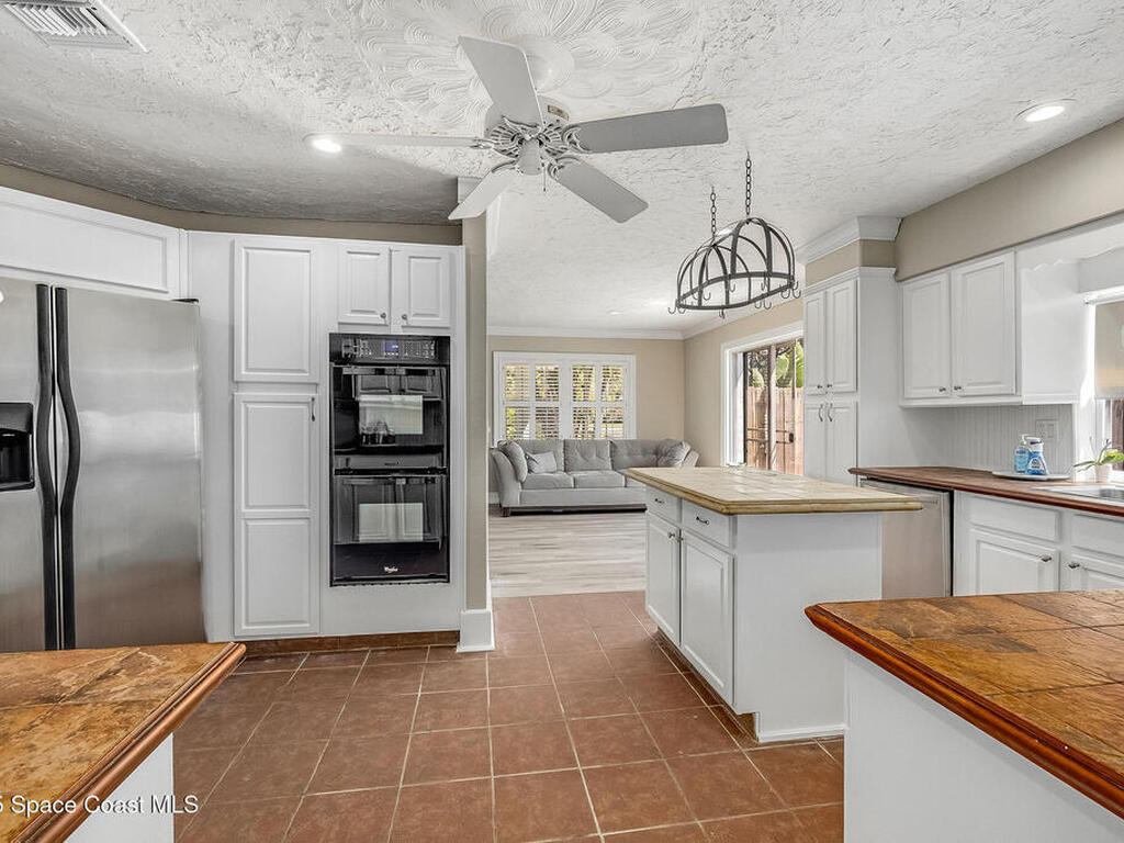 9670 Mockingbird Lane, Sebastian, FL 32976
