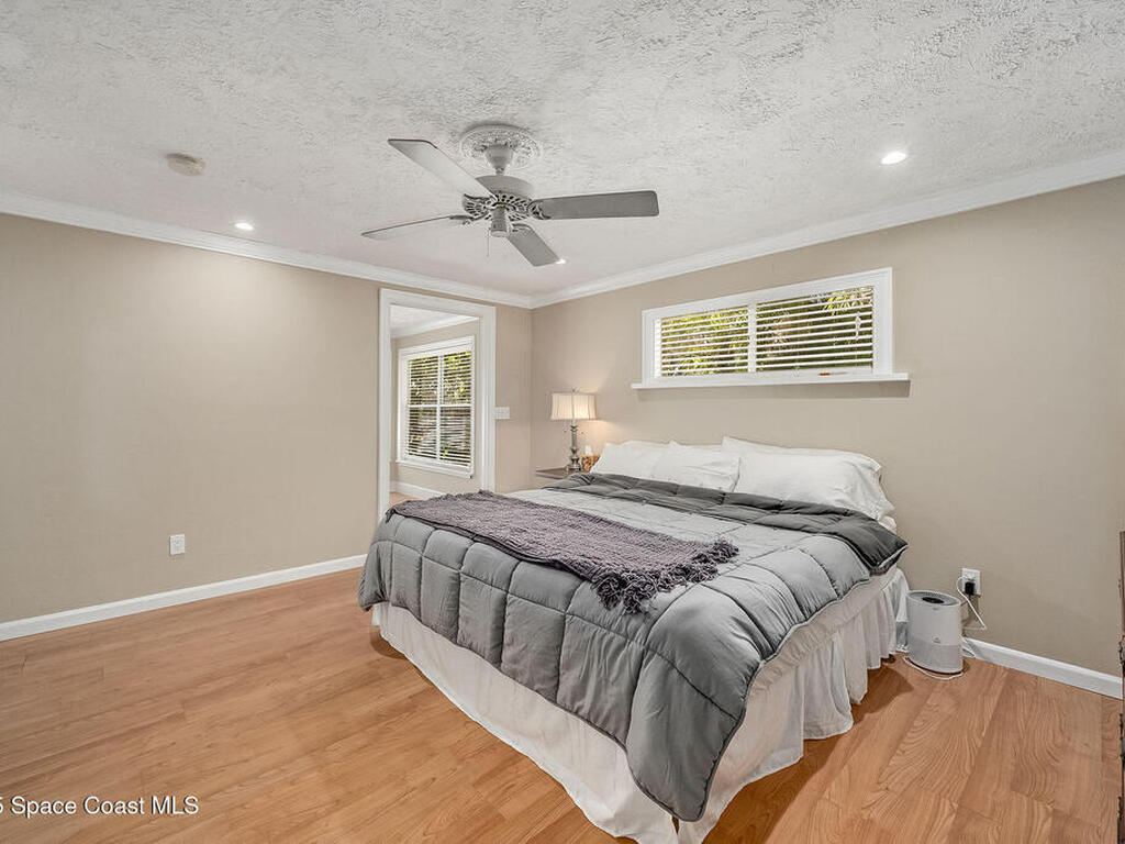 9670 Mockingbird Lane, Sebastian, FL 32976
