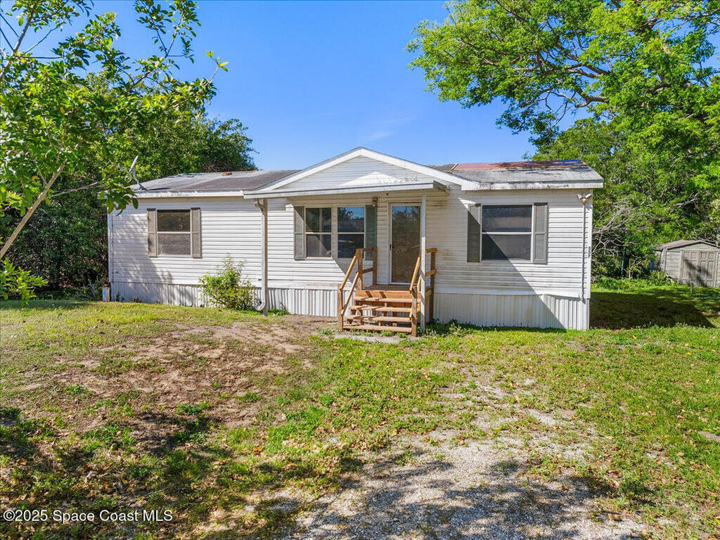 557 Hoot Owl Court, Melbourne, FL 32935
