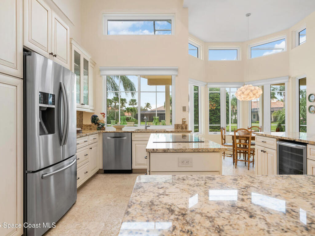 1700 Paseo Del Lago Lane, Vero Beach, FL 32967