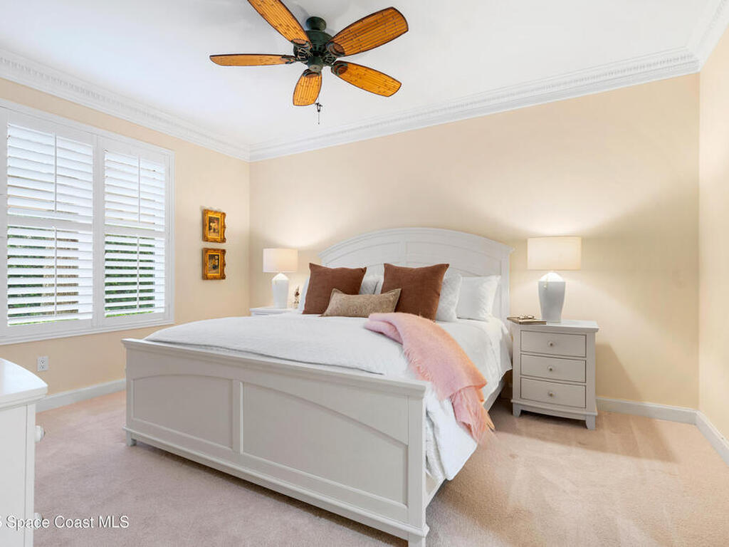 1700 Paseo Del Lago Lane, Vero Beach, FL 32967
