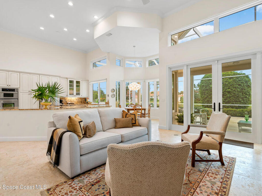 1700 Paseo Del Lago Lane, Vero Beach, FL 32967