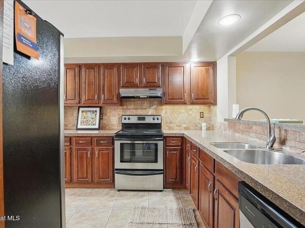 2144 Kings Cross Street, Titusville, FL 32796