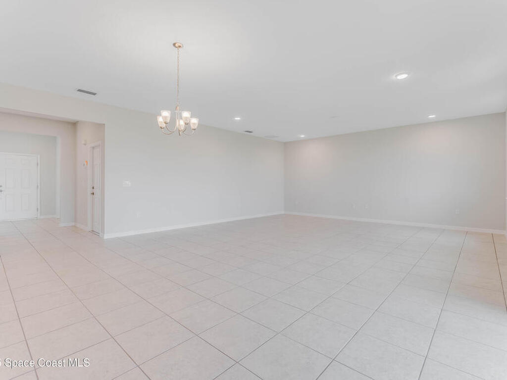 3230 Viridian Circle, Melbourne, FL 32904