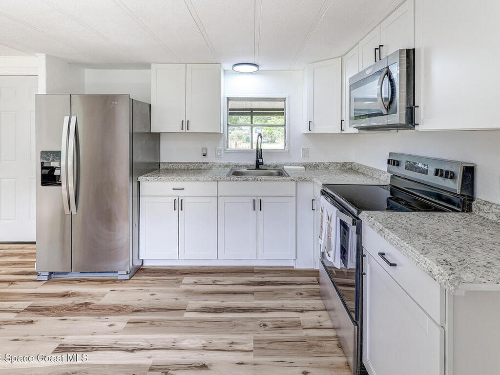 3328 Brevard Road, Mims, FL 32754