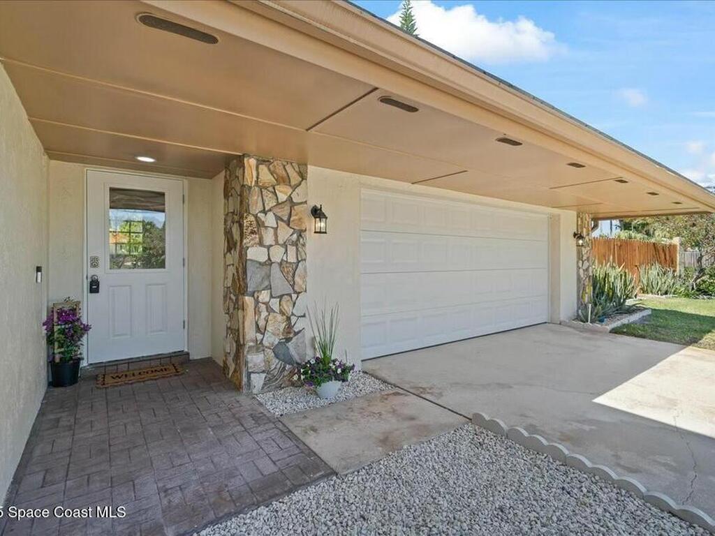 3092 Rio Baya, Indialantic, FL 32903