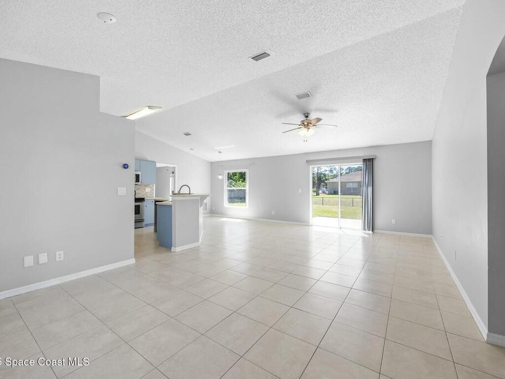 160 Whirl Street, Palm Bay, FL 32908