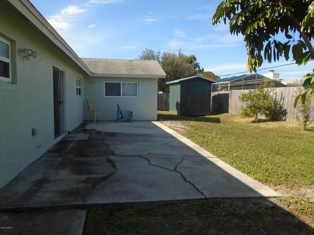 2565 Raintree Lake Circle, Merritt Island, FL 32953