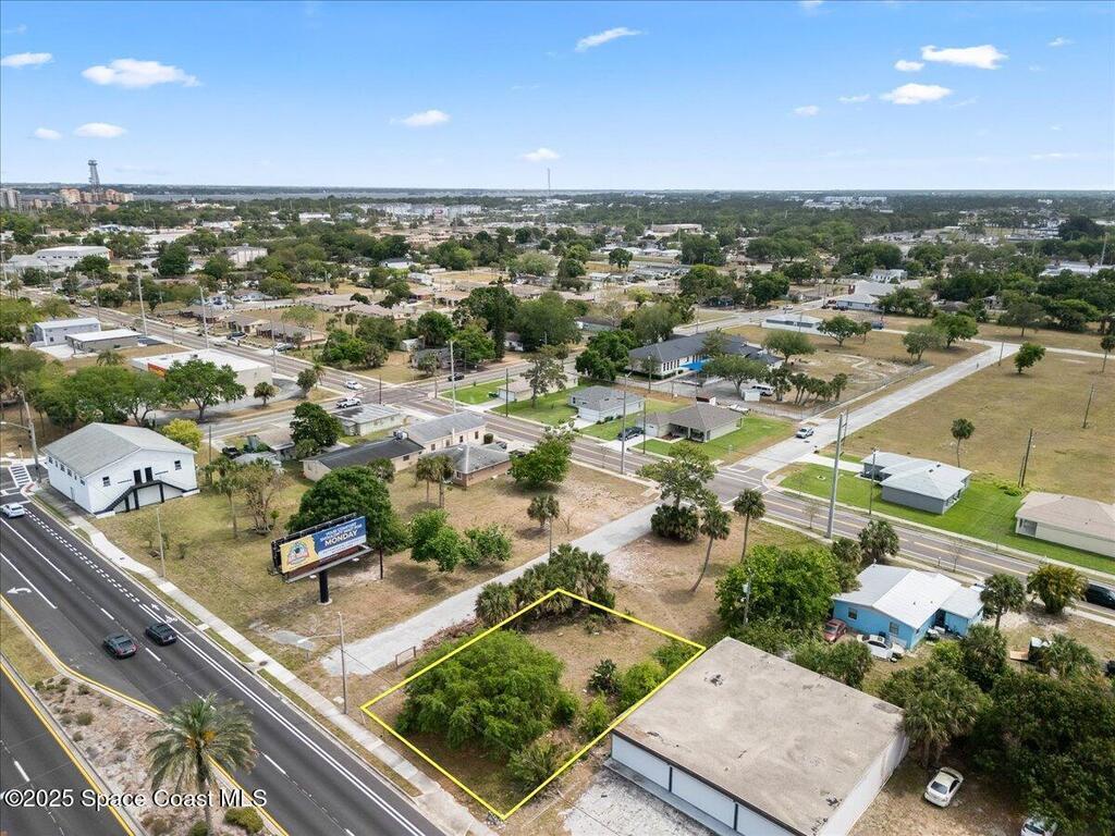 725 W King Street, Cocoa, FL 32922