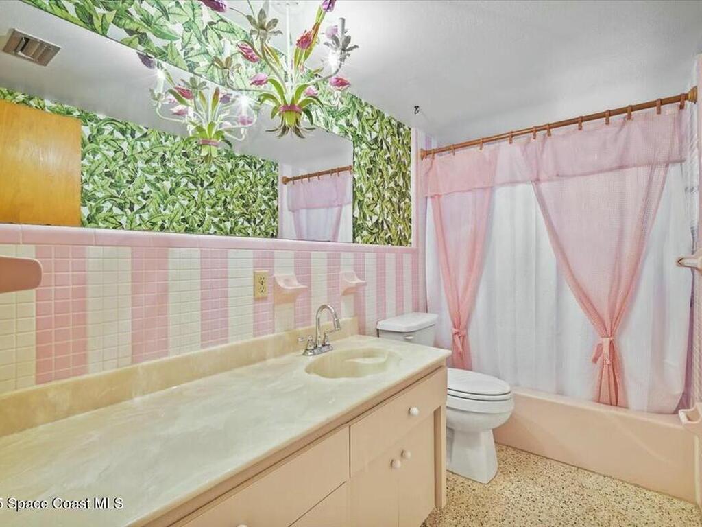304 Meadowwood Lane, Melbourne, FL 32904
