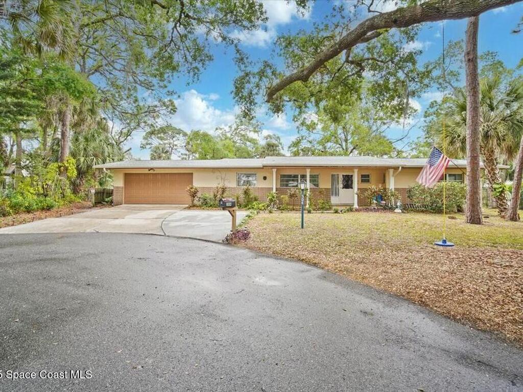 304 Meadowwood Lane, Melbourne, FL 32904
