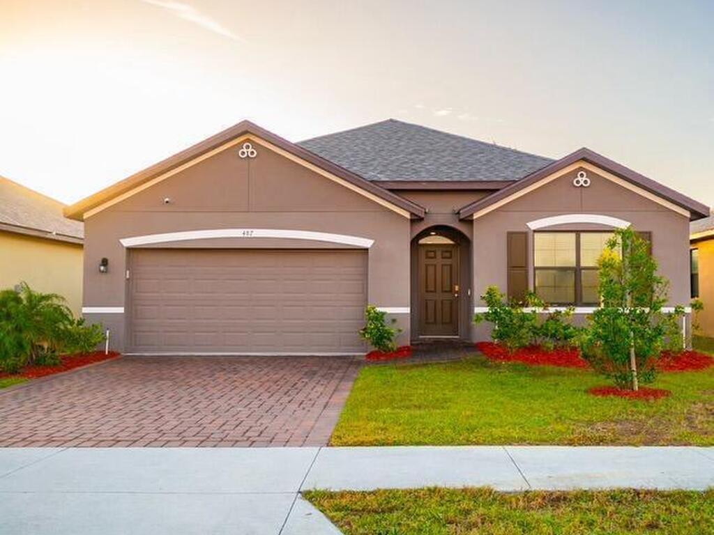 487 Old Country Road, Palm Bay, FL 32909