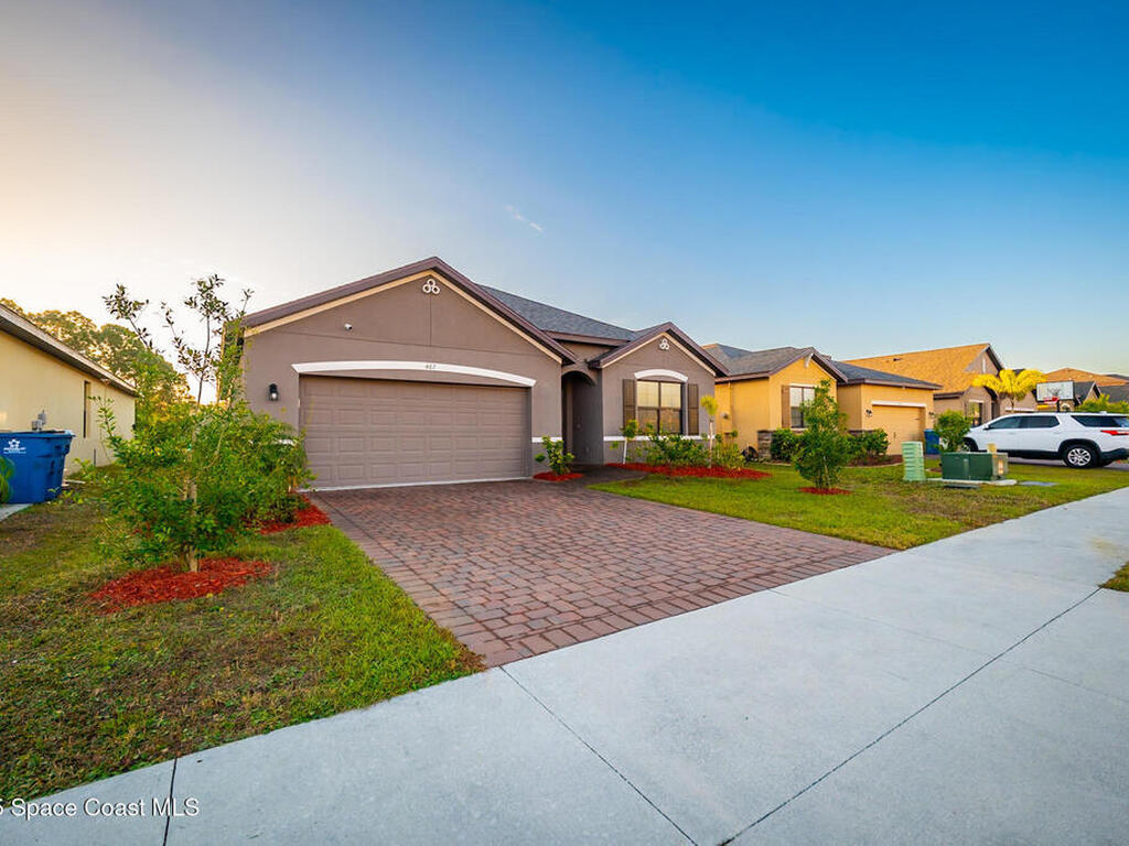 487 Old Country Road, Palm Bay, FL 32909