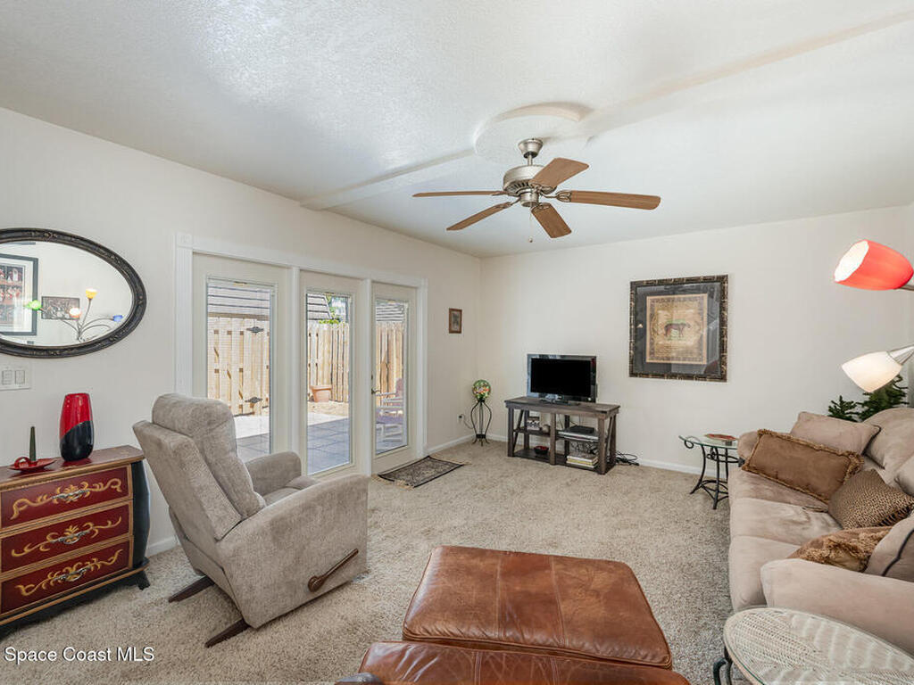 1616 Vista Oaks Circle, Palm Bay, FL 32905