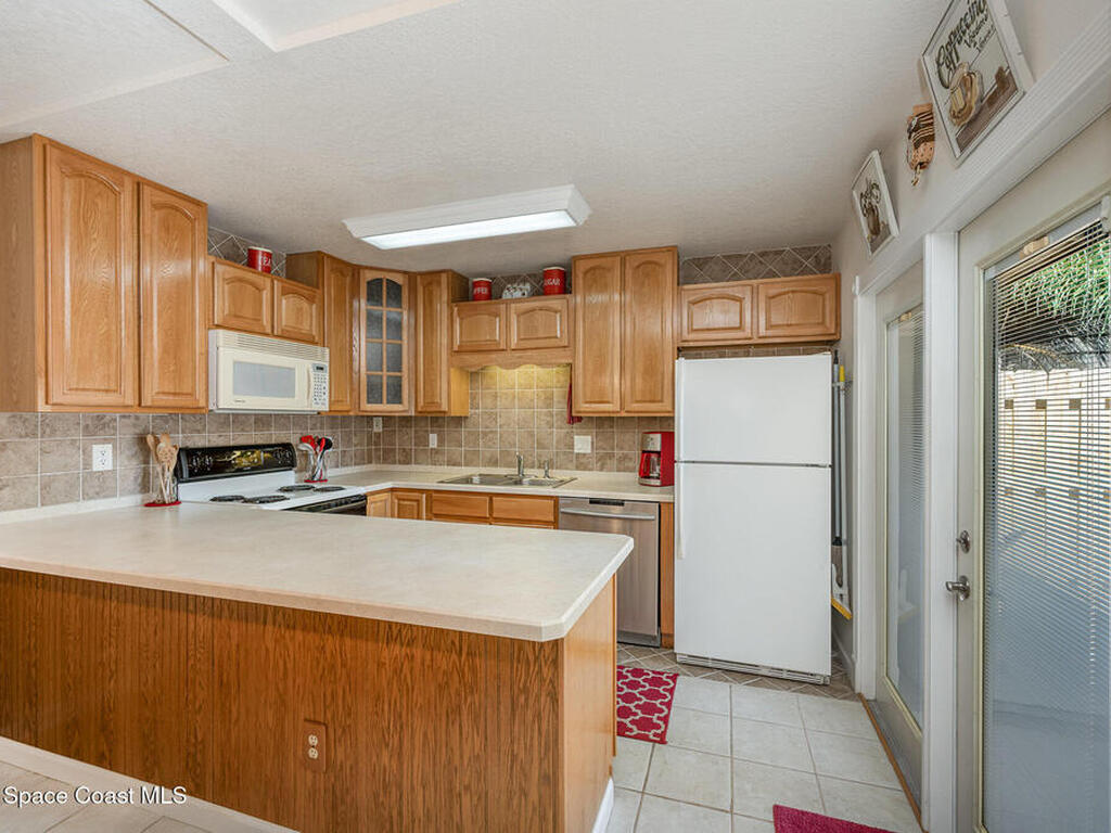 1616 Vista Oaks Circle, Palm Bay, FL 32905