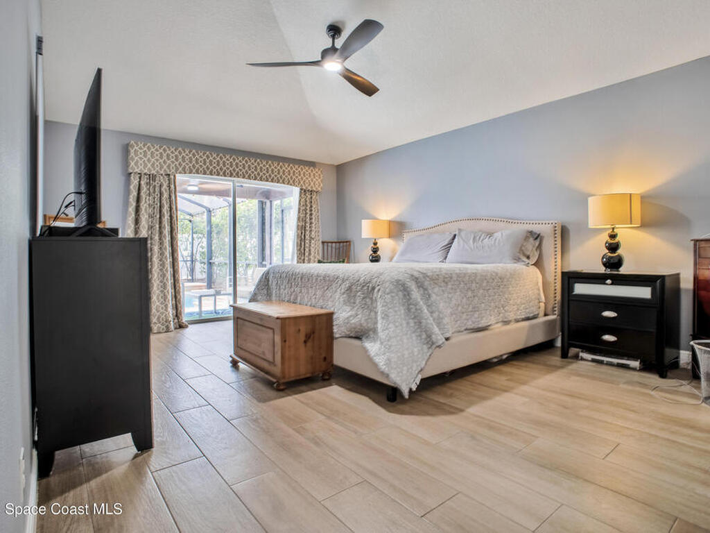 632 Strihal Loop, Oakland, FL 34787