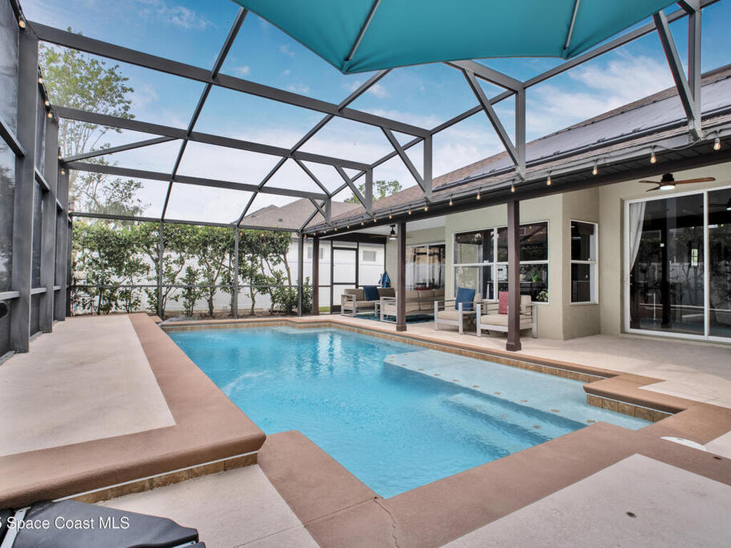 632 Strihal Loop, Oakland, FL 34787