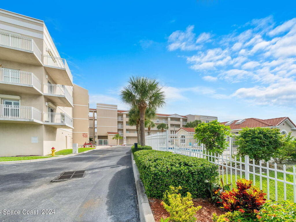 125 Pulsipher Avenue, Cocoa Beach, FL 32931
