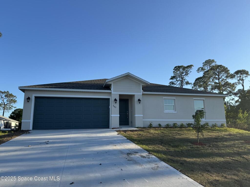 682 Brickell Street, Palm Bay, FL 32909