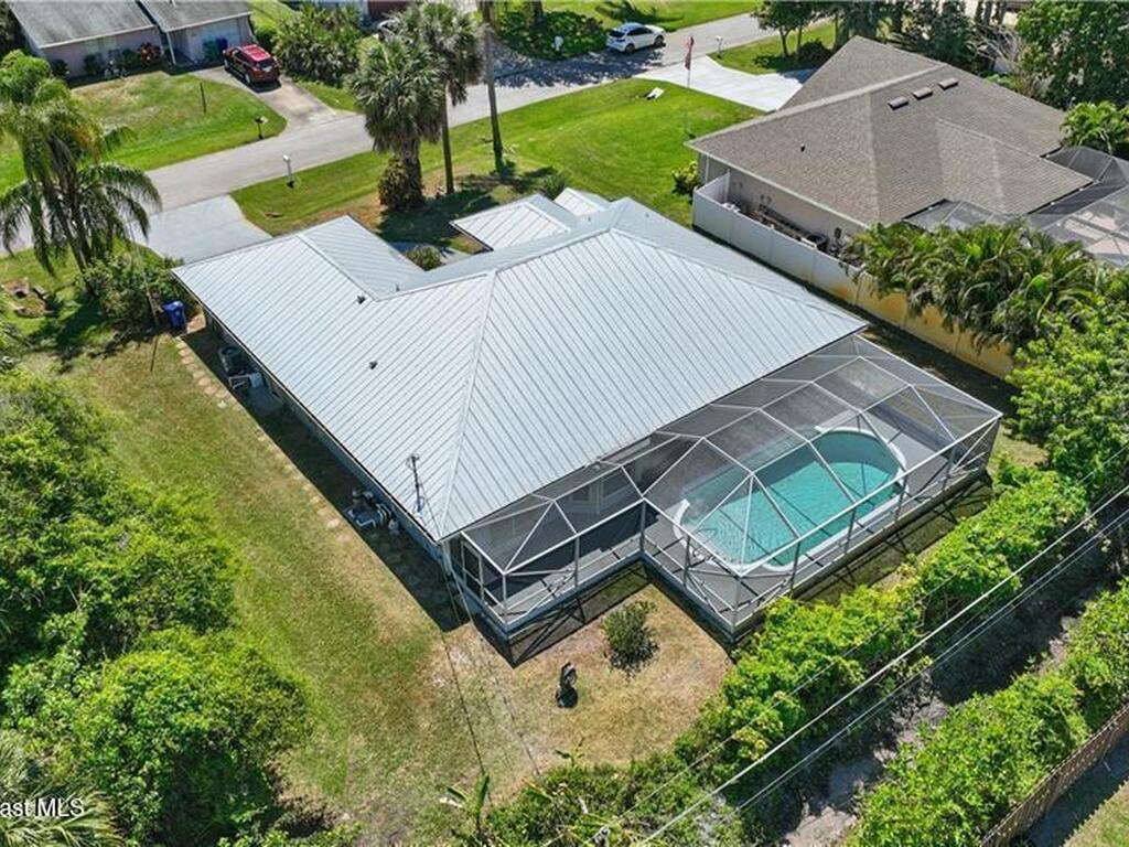 452 Citrus Avenue, Sebastian, FL 32958