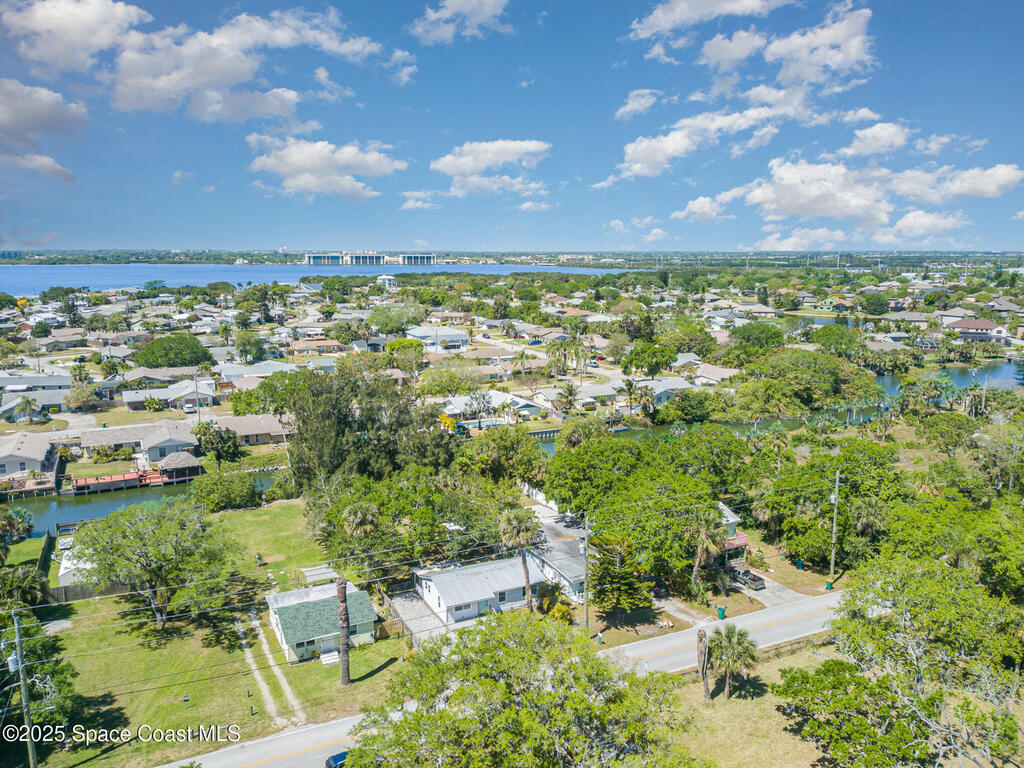 475 S Banana River Drive, Merritt Island, FL 32952