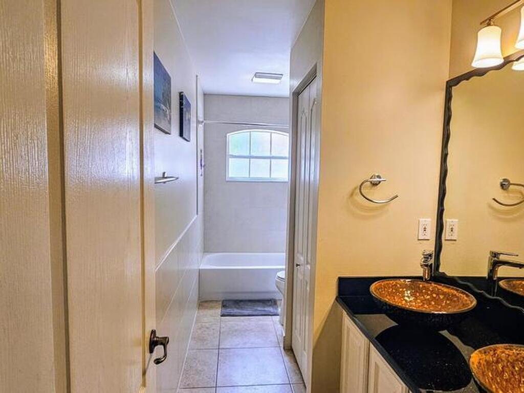 3033 Forest Creek Drive, Melbourne, FL 32901