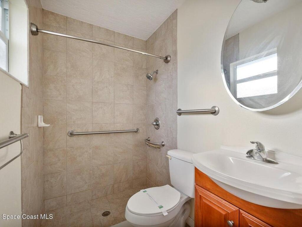 520-522 Lee Avenue, Satellite Beach, FL 32937