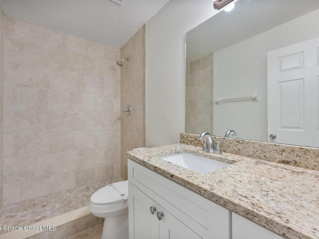 520-522 Lee Avenue, Satellite Beach, FL 32937