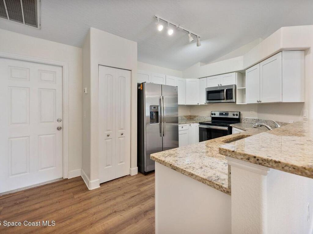 520-522 Lee Avenue, Satellite Beach, FL 32937